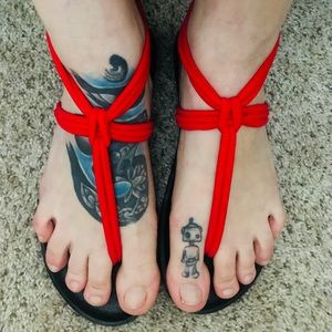 Red Sanuk yoga sandals 😎